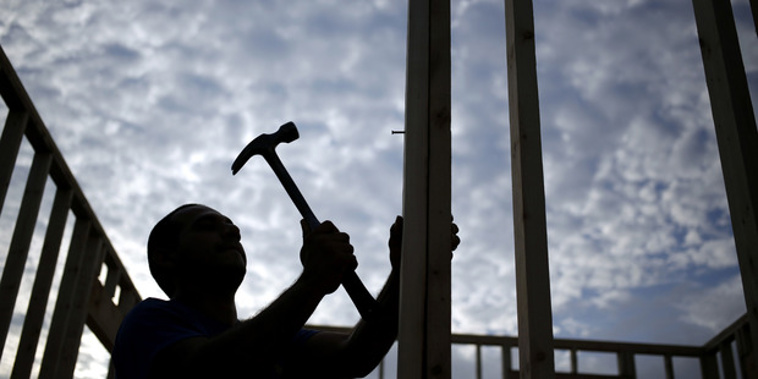 If you're a builder or construction worker I would have thought it was a matter of personal pride and responsibility to build homes that don't leak but most of all not to build homes for families that are firetraps. (Photo \ File)