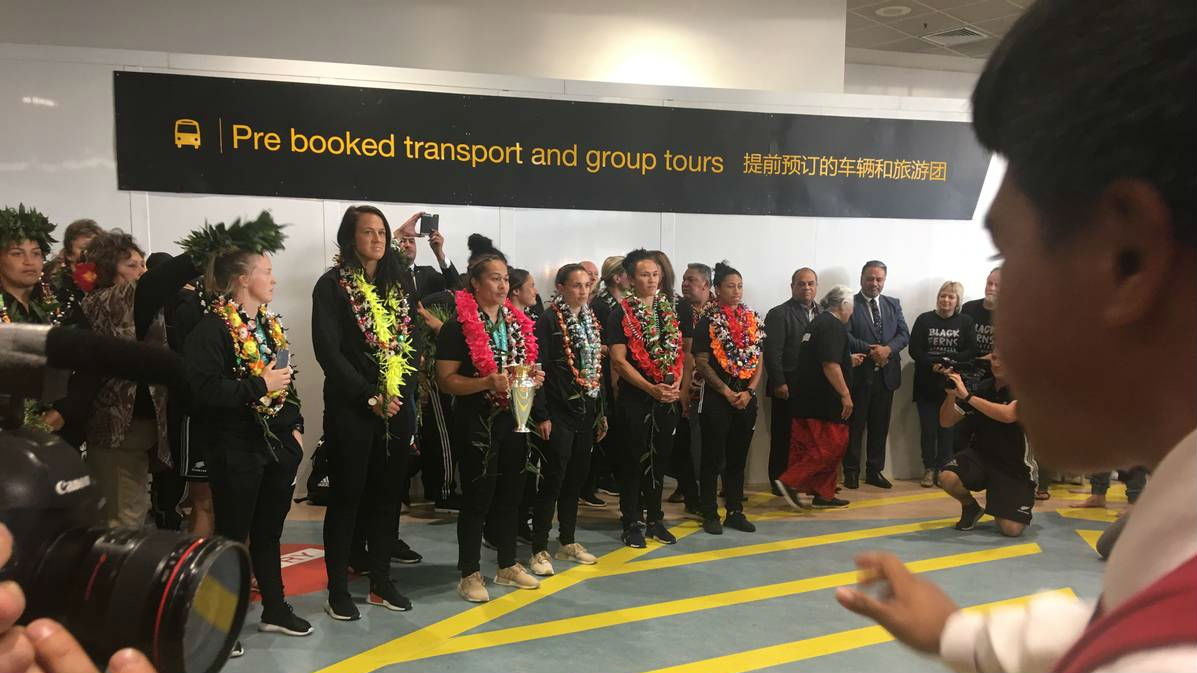 Songs, dances and prayers welcomed the Black Ferns. (Photo / Jason Oxenham)