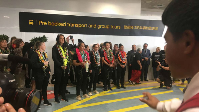 Songs, dances and prayers welcomed the Black Ferns. (Photo / Jason Oxenham)