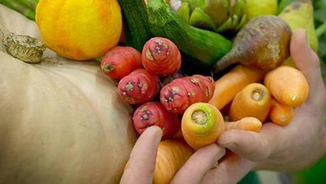Three to four servings of fruit and vegetables is enough to reduce the risk of dying prematurely. (Photo: File)