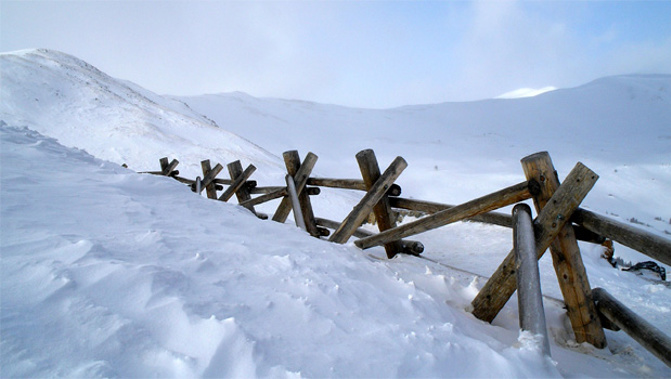 A warning has been issued to avoid backcountry travel due to the risk of avalanches (Stockxchng)