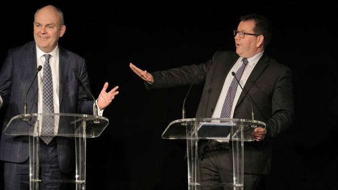 Finance Minister Steven Joyce and Grant Robertson. (Photo \ NZ Herald)