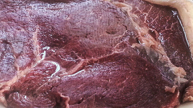 The latest Rabobank quarterly report shows a slight drop in beef price. (Photo \ Josh White)