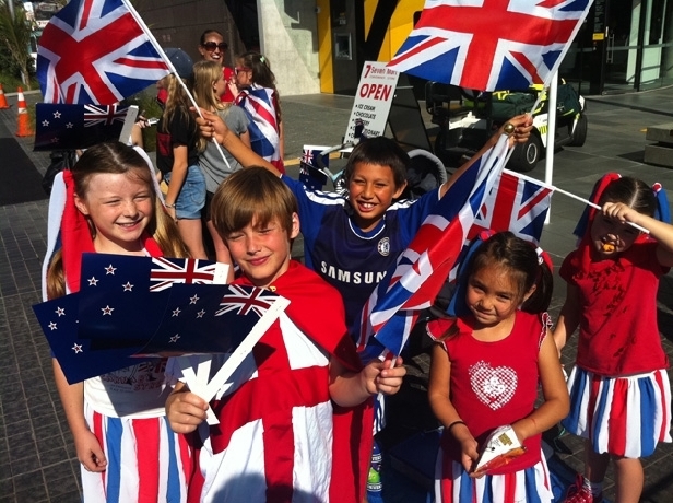 Children wait to see the Royals (Newstalk ZB staff)
