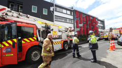 Fire crews are on the scene in Parnell. (Photo \ Jason Oxenham)