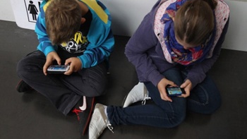 Sheridan Eketone: Kids on devices isn't all bad