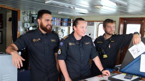 Past and present crew have given a send-off to the ship at Devonport Naval Base (Photo/Herald)