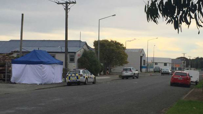 The scene at Otepuni Ave in Invercargill after off duty policeman Ben McLean shot his estranged wife and her new partner. (Photo \ Kurt Bayer)