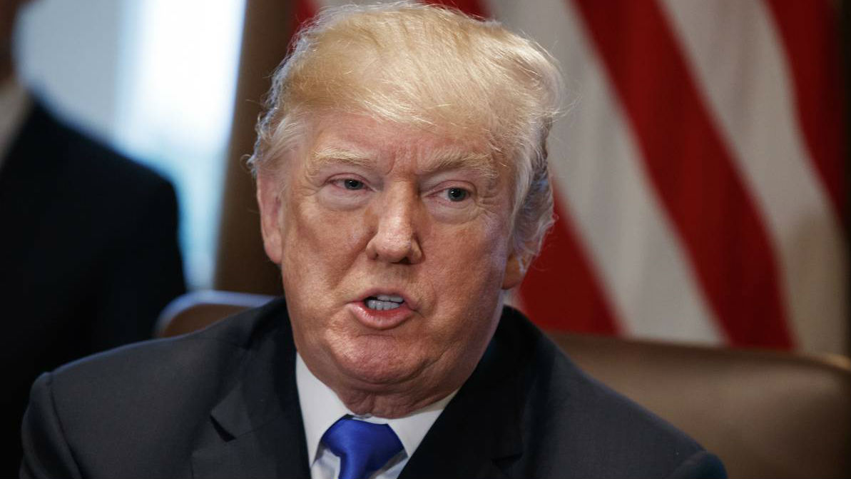 Donald Trump is delivers closing arguments in favor of the tax overhaul that is working its way through Congress. (Source \ AP)