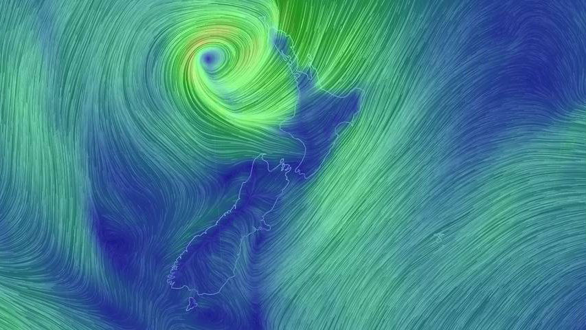 Much of the country will be hit with heavy rain, strong winds or high tides today. (Photo \ File)