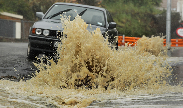 Heavy rain, thunder, lightning and even hail could be on the way for the central North Island. (Photo \ Getty Images)