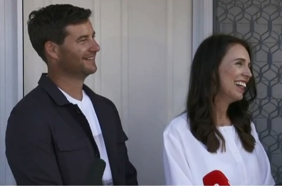 Jacinda Ardern and Clarke Gayford announced they were having a baby outside their Point Chevalier home in Auckland today. (Photo/ NZ Herald)