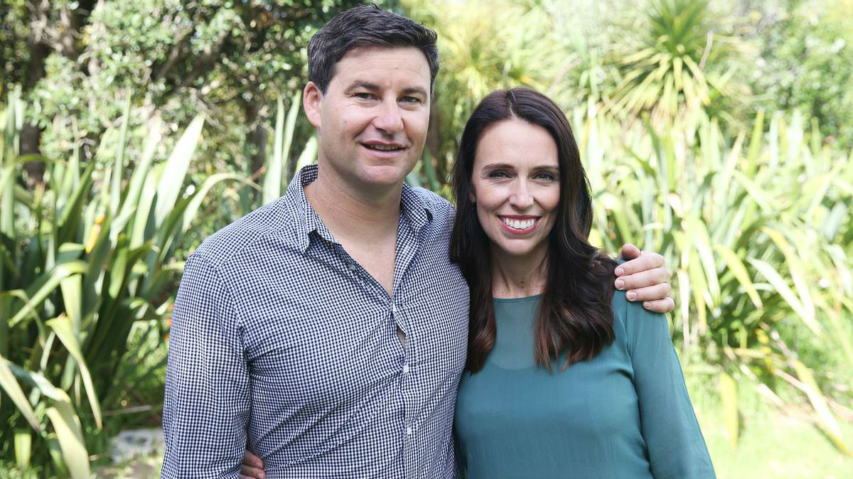 Jacinda and Clarke sit down with Focus to discuss their pregnancy.