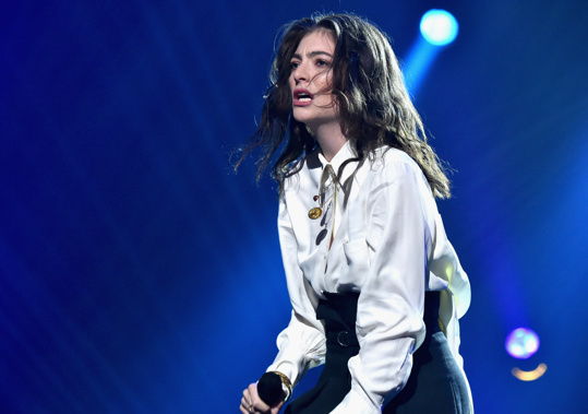 Lorde faced backlash at the end of 2017 over her decision to cancel her Israel concert. (Photo / Getty)