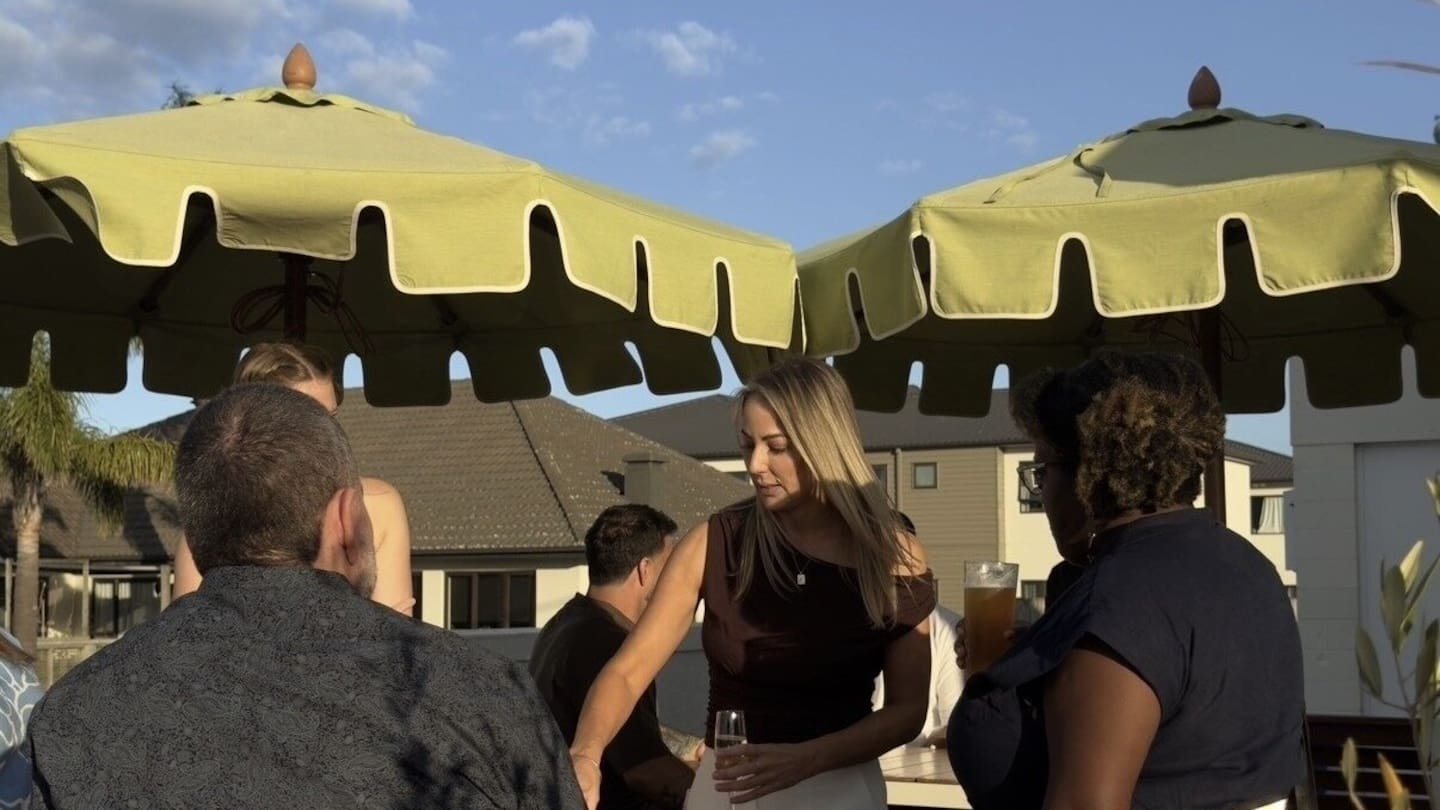 Choosing real‑life chemistry in a world full of dating apps