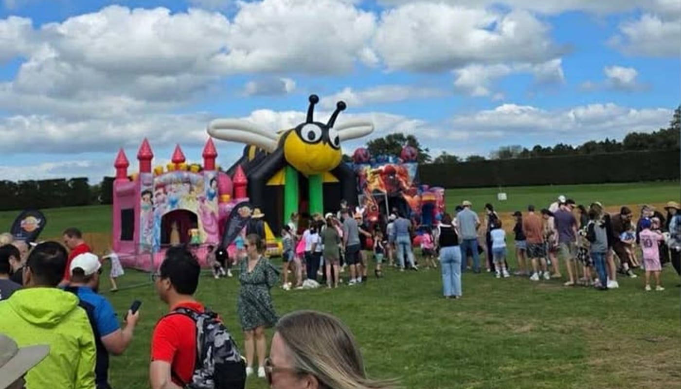 'Waste of money': Families slam Easter festival's prices and 'mouldy rides'