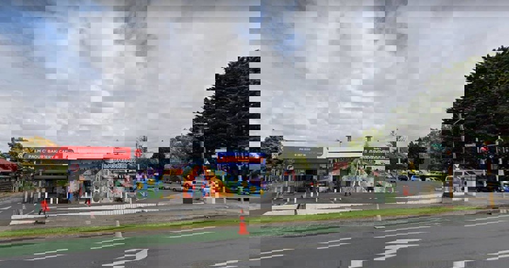 A person who has tested positive for Covid was at the Palm Super Mart, on Russell Rd, in Manurewa on Saturday. (Image / Google)