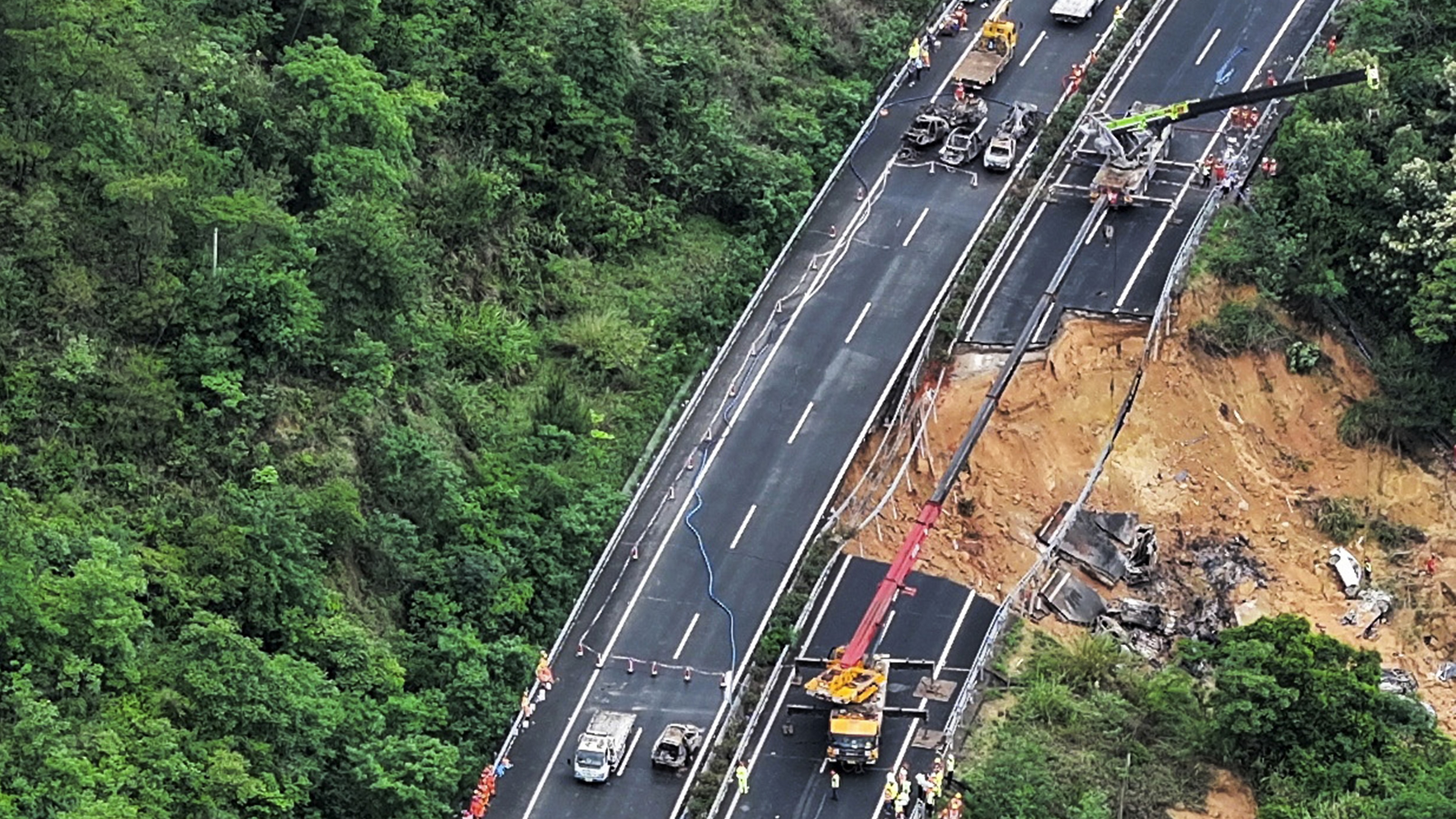 In this photo released by Xinhua News Agency, an aerial photo shows rescuers work at the site of a collapsed road section of the Meizhou-Dabu Expressway in Meizhou, south China's Guangdong Province, Wednesday, May 1, 2024. Photo / Xinhua News Agency via AP