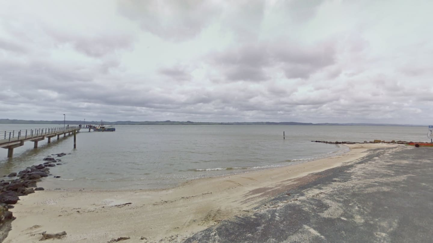 Man’s body found near Shelly Beach wharf in hunt for missing dad