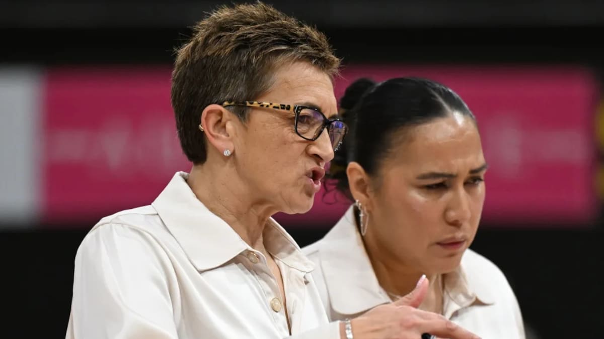 Silver Ferns explain latest coaching change on Northern Tour