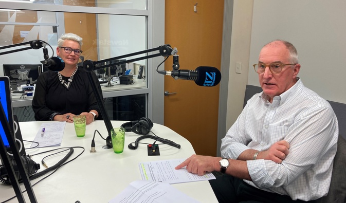 Minx Retail managing director Angela Buswell and LINK Business Brokers general manager Dave Morgan. Image / Newstalk ZB