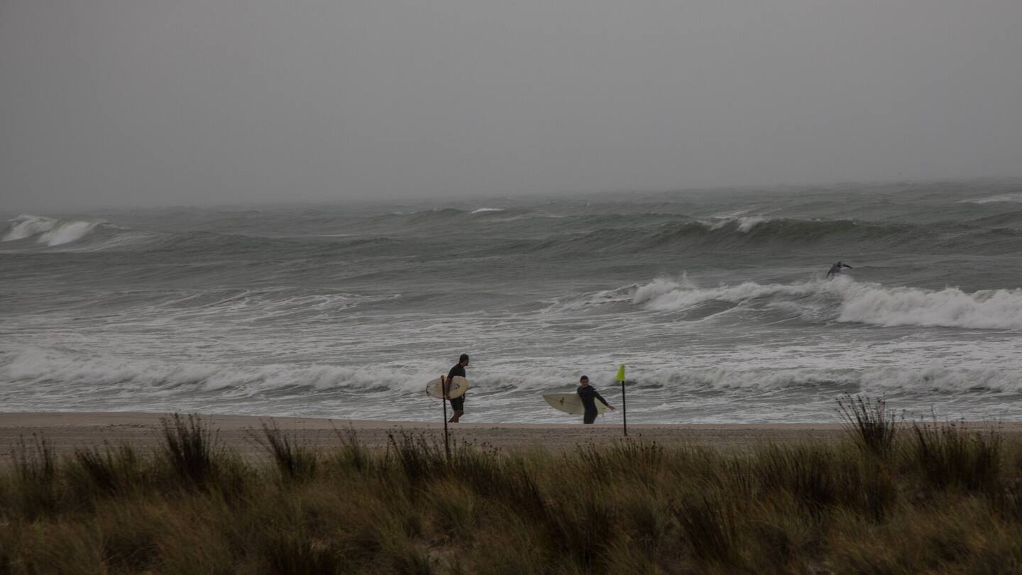 Surf Life Saving New Zealand (SLSNZ) is warning that extreme weather, anticipated to worsen in coming days, will create hazardous conditions at beaches across the country and people should take extreme care around coastlines. Photo / Jo Jones