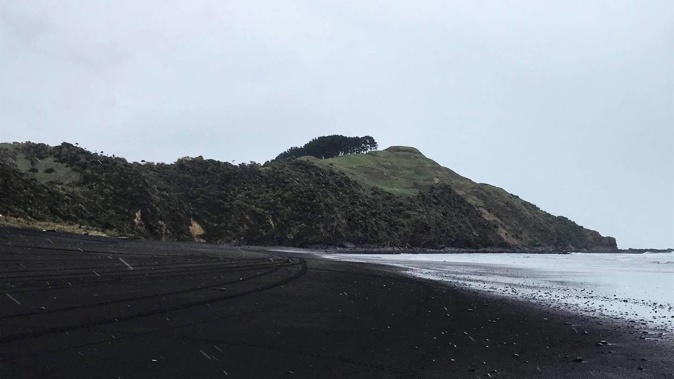 Tom Phillips' vehicle was found at the southern end of Kiritehere Beach, pictured above. (Photo / Belinda Feek)