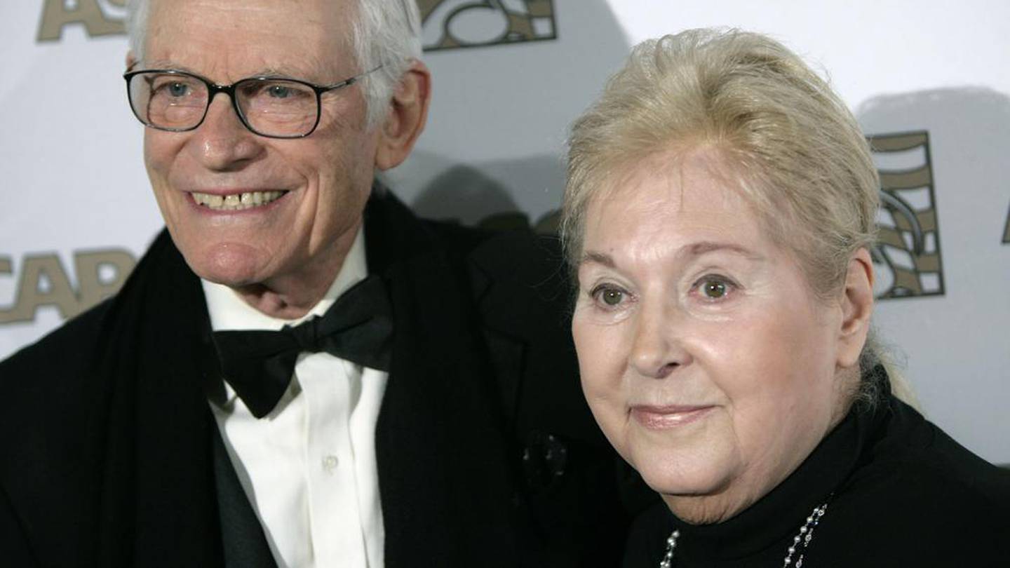 Honorees Alan, left, and Marilyn Bergman arrive at the ASCAP Film and Television music awards in Beverly Hills, California. on Tuesday, May 6, 2008. Photo / AP