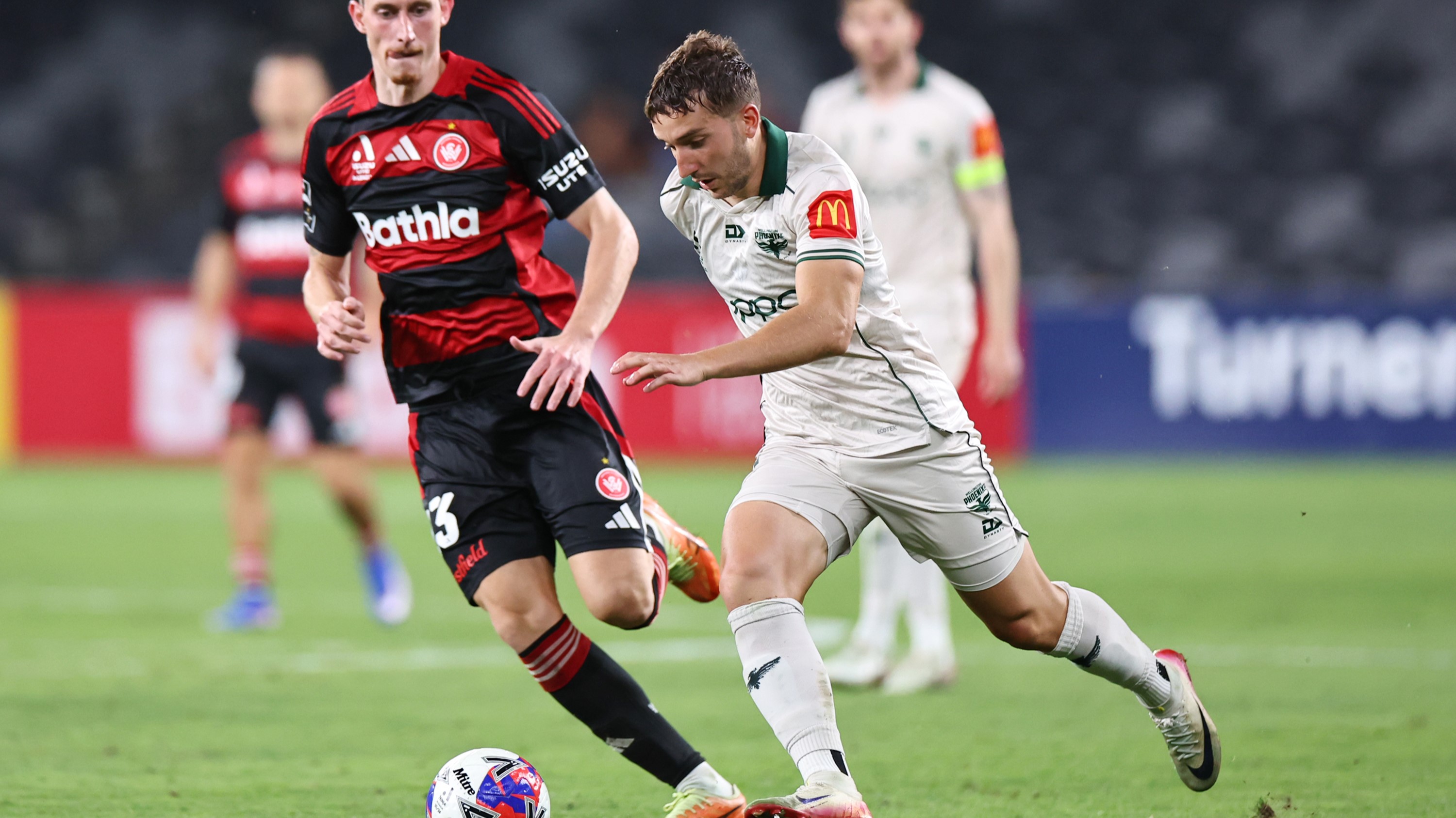 Wellington Phoenix refuse to dwell on derby losing streak heading into Auckland FC clash 