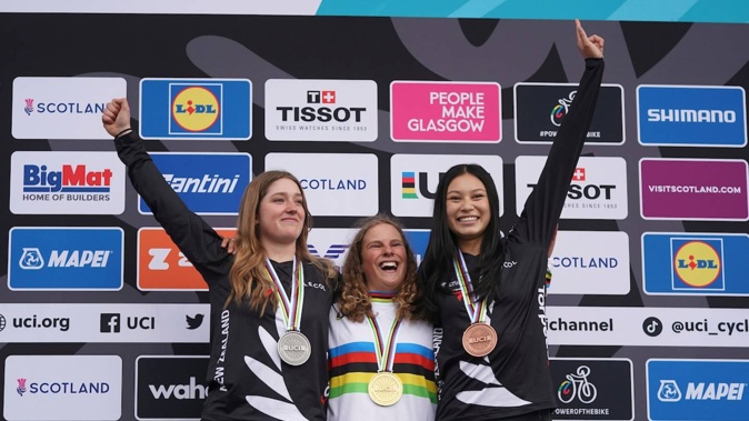 New Zealand dominate the podium in the women's junior downhill. From left: Poppy Lane, Erice Van Leuven and Sacha Earnest. Photo / UCI