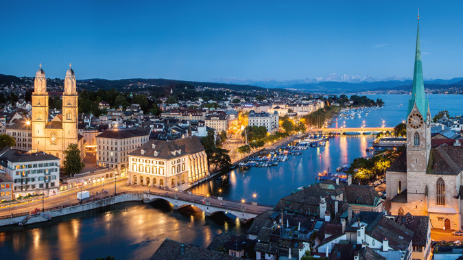 Zurich at twilight (Image / Mike Yardley)