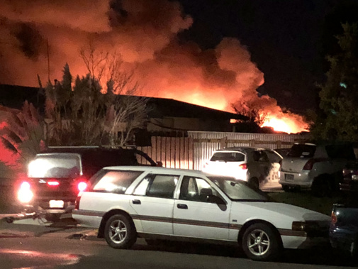 The fire is raging in Kelvin Grove. (Photo / Chris Lamb)
