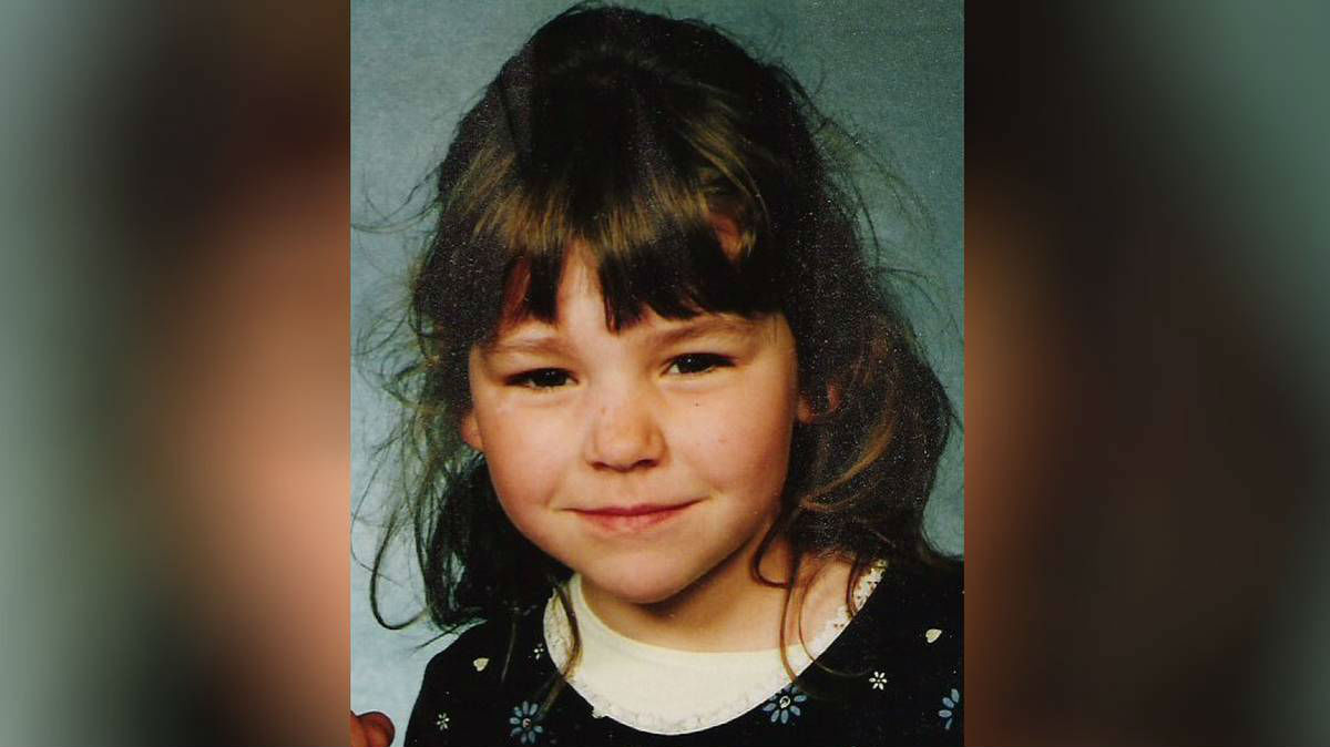 Former Detective Sergeant John Gaulter returns to where Coral’s killer dumped her.