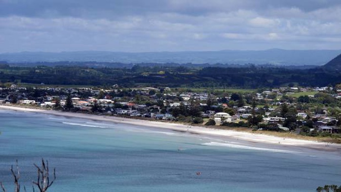 A search and rescue operation is being carried out today to search for a second man missing after his friend's body washed ashore at Waihi Beach yesterday. (Photo / File)
