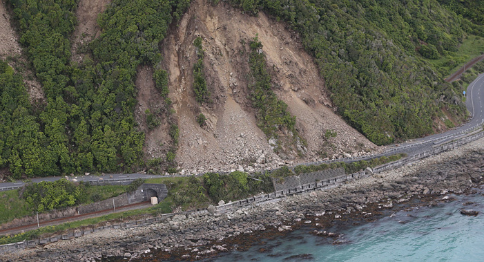 Apart from causing extensive damage on land, the Kaikoura earthquake also caused a huge underwater landslide. (Photo \ Getty Images)
