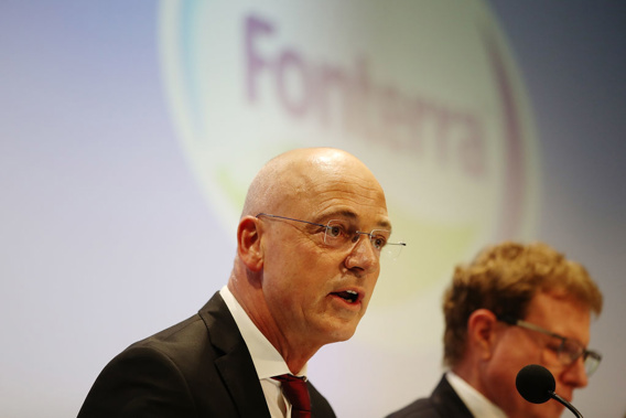 Fonterra chief executive Theo Spierings, left, and chairman John Wilson. (Photo \ Getty Images)