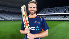 The Black Caps trained under lights at Eden Park on the eve of New Zealand's first day-night Test match. (Photo \ Photosport)