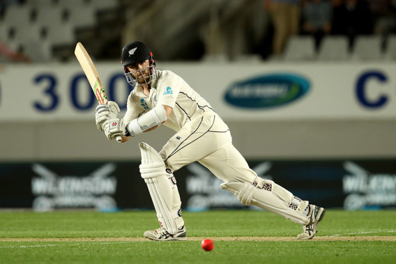 England will start tomorrow with captain Joe Root on 30 and Dawid Malan on 19 (Image / Black Caps)