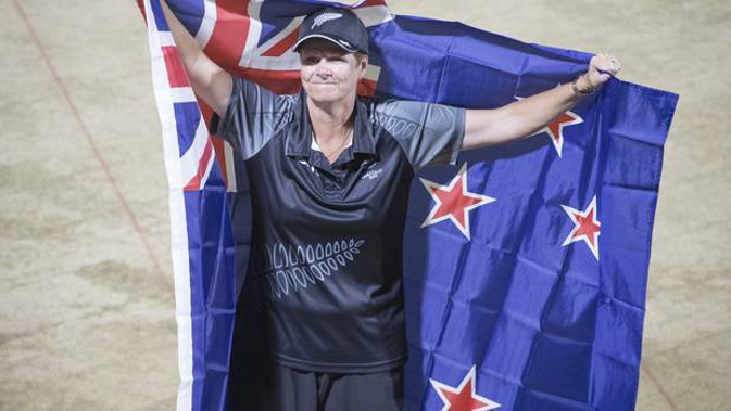 Jo Edwards celebrates her gold medal. Photo / Greg Bowker
