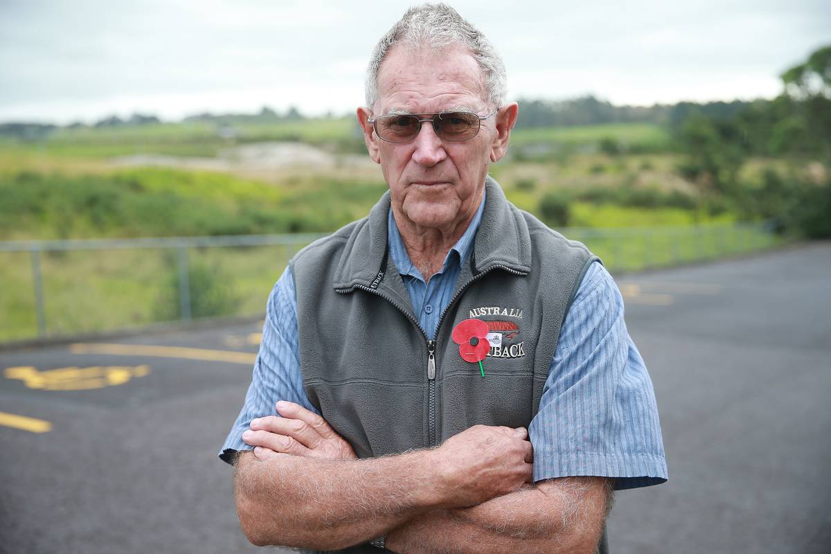 Poppy Day robbery victim Eelze De Roo talks about the day he was robbed. (Video / Doug Sherring