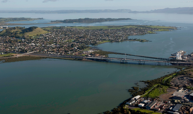Onehunga Enhancement Society chairman, Jim Jackson, says the plan should look to connect Onehunga and Mangere Bridge township. (Photo: File)