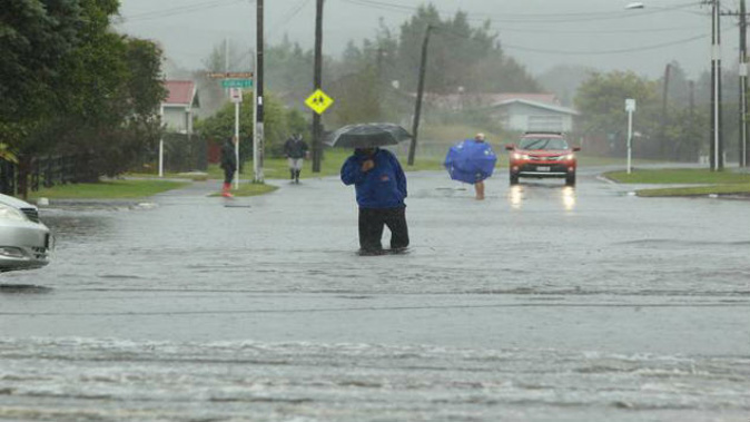 The Rotorua Lakes Council has warned residents to stay off the roads. (Photo: NZ Herald)