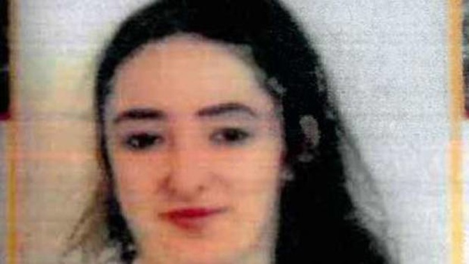 Chloe Weir, 14, has gone missing from her home in Invercargill. (Photo / NZ Police)