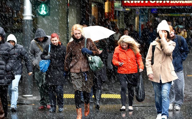 Auckland faces coldest day in three years as temperatures plunge