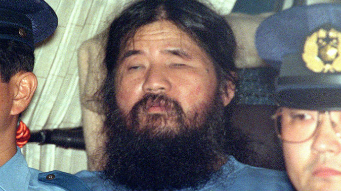 Japanese doomsday cult leader Shoko Asahara following his arrest in Tokyo in 1995. (Photo: AP)
