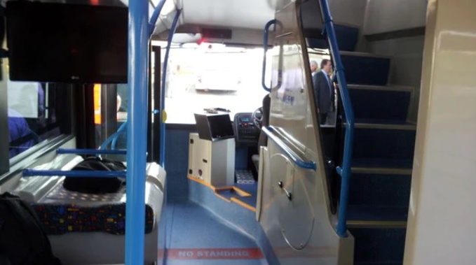 The 74-year-old plunged down the stairwell of a double-decker bus similar to this one after trying to pick up a lost wallet to hand to the bus driver. (qPhoto / Greater Auckland)