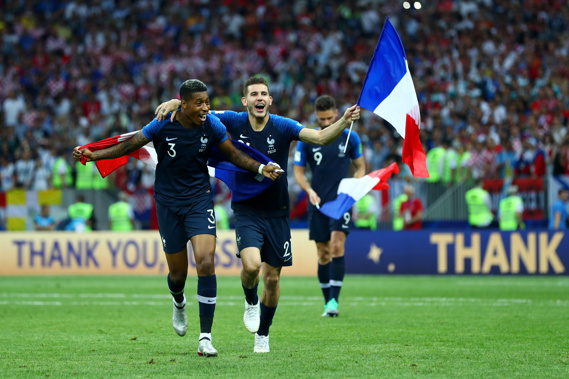 Presnel Kimpembe of France celebrates victory with team mate Lucas Hernandez. (Photo / Getty)