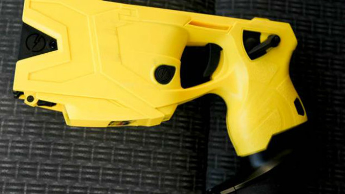 n Auckland police officer has been accused of illegally tasering a woman. (Photo / Paul Taylor)