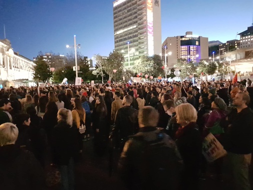 The crowds made their voices heard. (Video: Daniel Walker)
