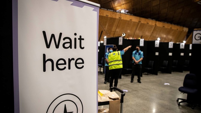 The delays which plagued people keen to get a jab this morning appear to have gone as the first day of the country's first mass vaccination event comes to a close. Photo / Michael Craig